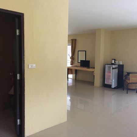 Water Palm Resort Talat Yai Exterior foto