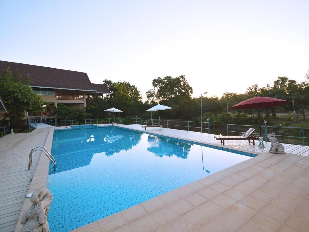 Water Palm Resort Talat Yai Exterior foto