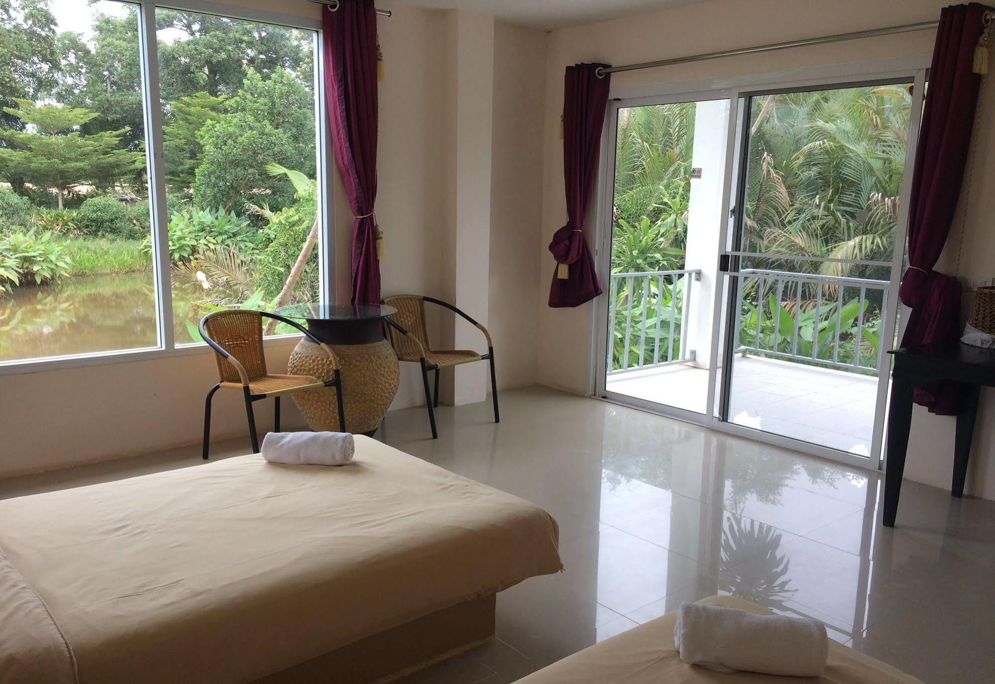 Water Palm Resort Talat Yai Exterior foto