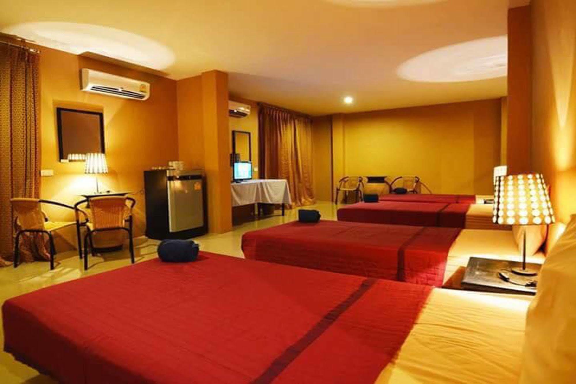 Water Palm Resort Talat Yai Exterior foto